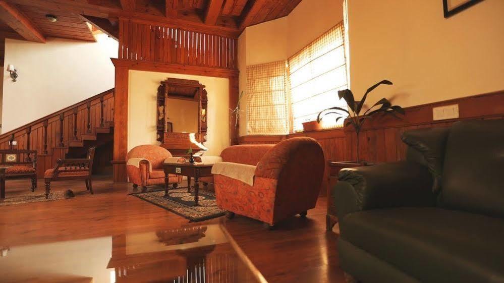 Welcomheritage Windsor Lodge Ranikhet Buitenkant foto